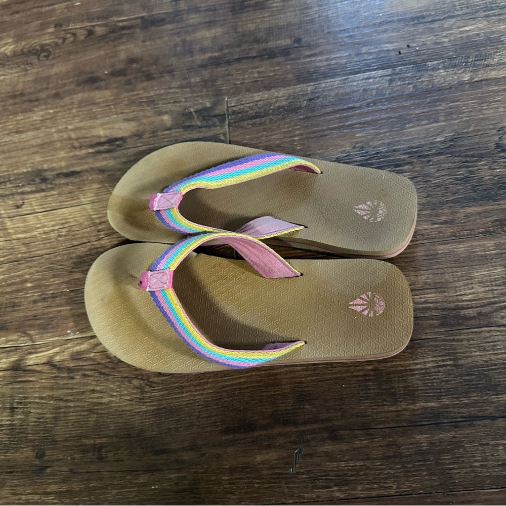 Girls Size 2 Multi Color Rainbow Sandal